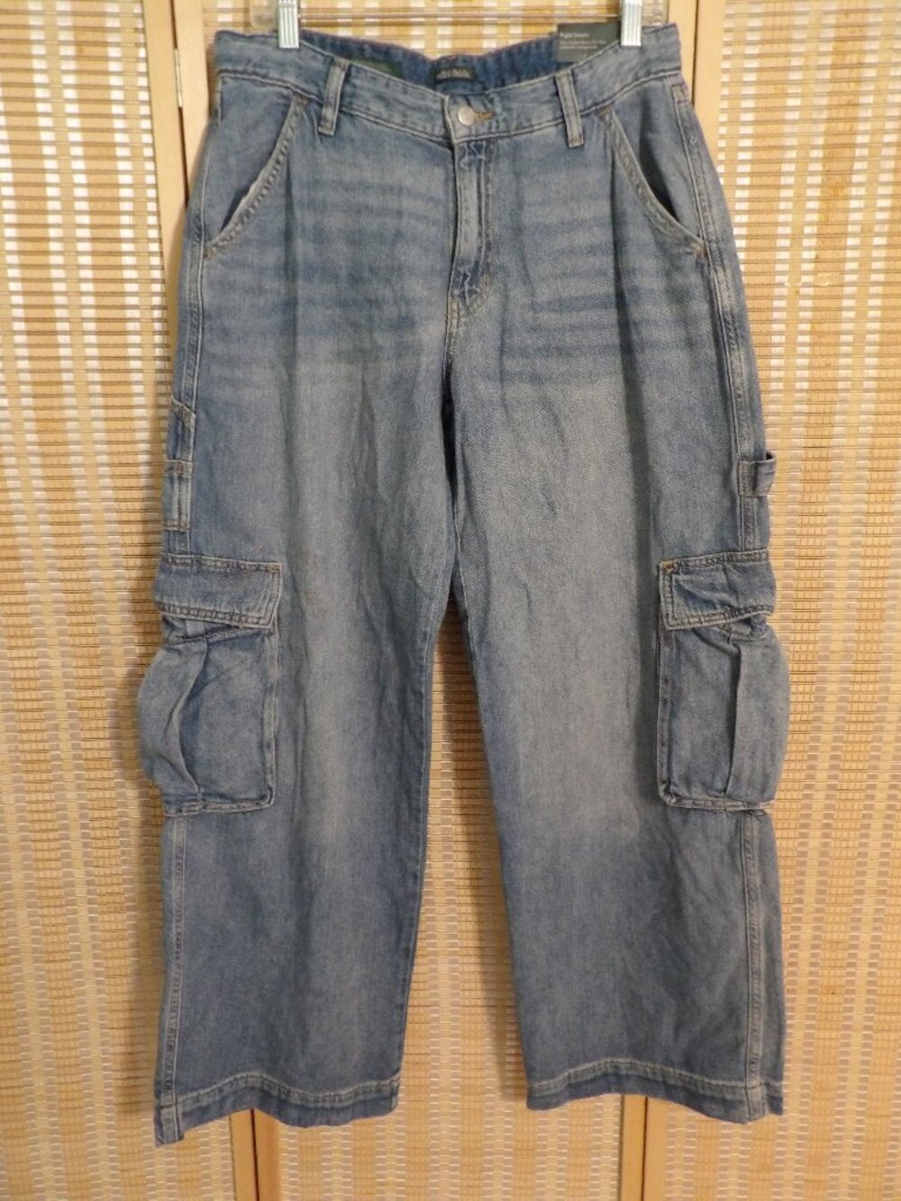 NWT Women's Wild Fable Size 8 Mid-Rise Baggy Cargo Utility Blue Denim Jeans